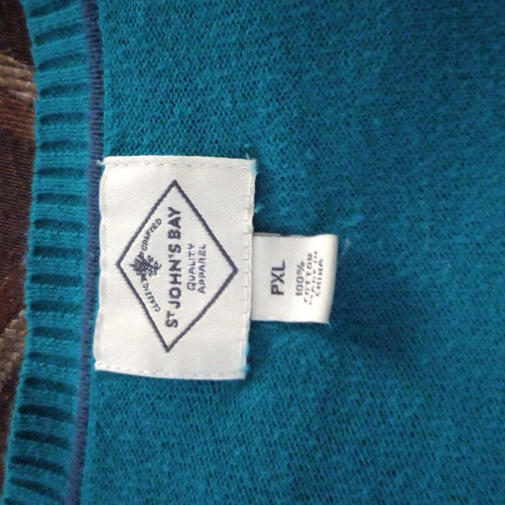 Sweater - Picture 2 of 2